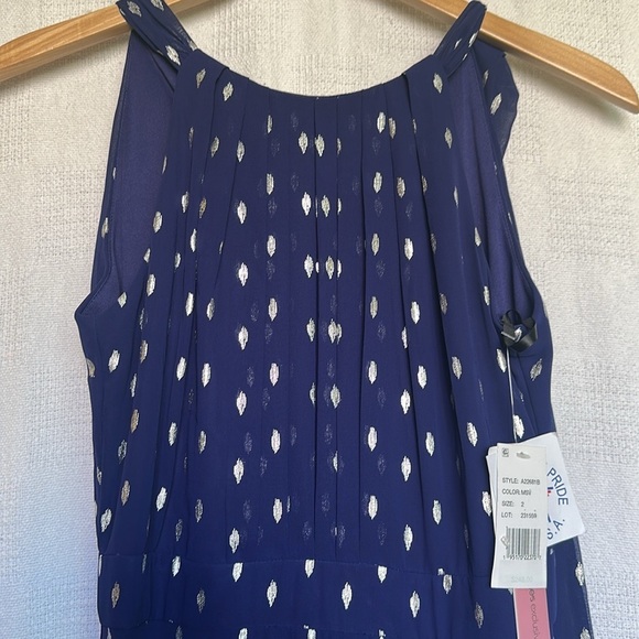 Betsy & Adam Petite Printed Ruffled Halter Gown sz 2 - Picture 7 of 11